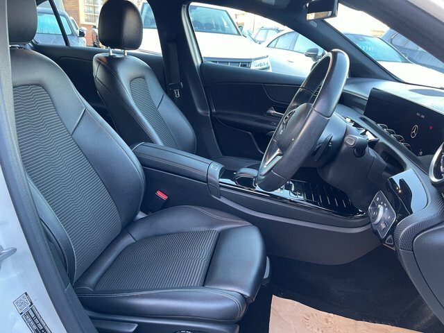 Mercedes-Benz A Class 1.5 A180d Sport Executive Hatchback 7 WUI9487 White #2