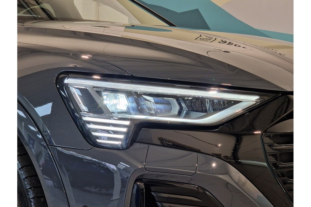 Audi Q8 e tron Audi Q8 Sportback Black Edition 55 E-tron Quattro Blue #12