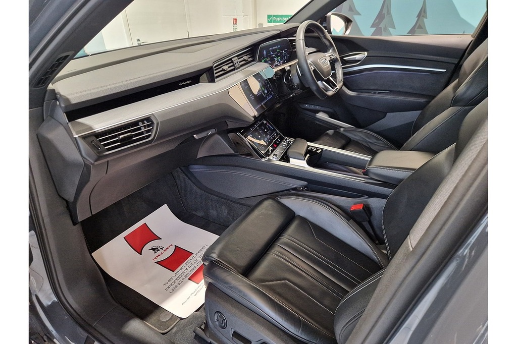 Audi Q8 e tron Audi Q8 Sportback Black Edition 55 E-tron Quattro Blue #44