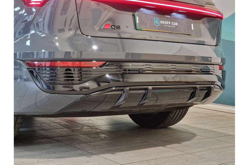 Audi Q8 e tron Audi Q8 Sportback Black Edition 55 E-tron Quattro Blue #16