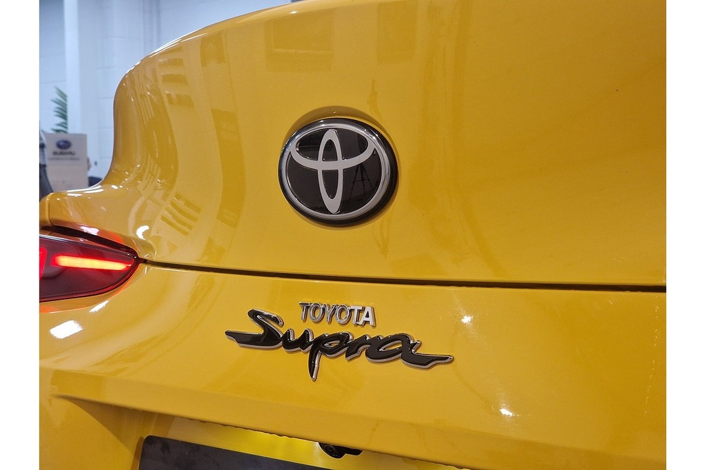 Toyota Supra Professional Auto  #17