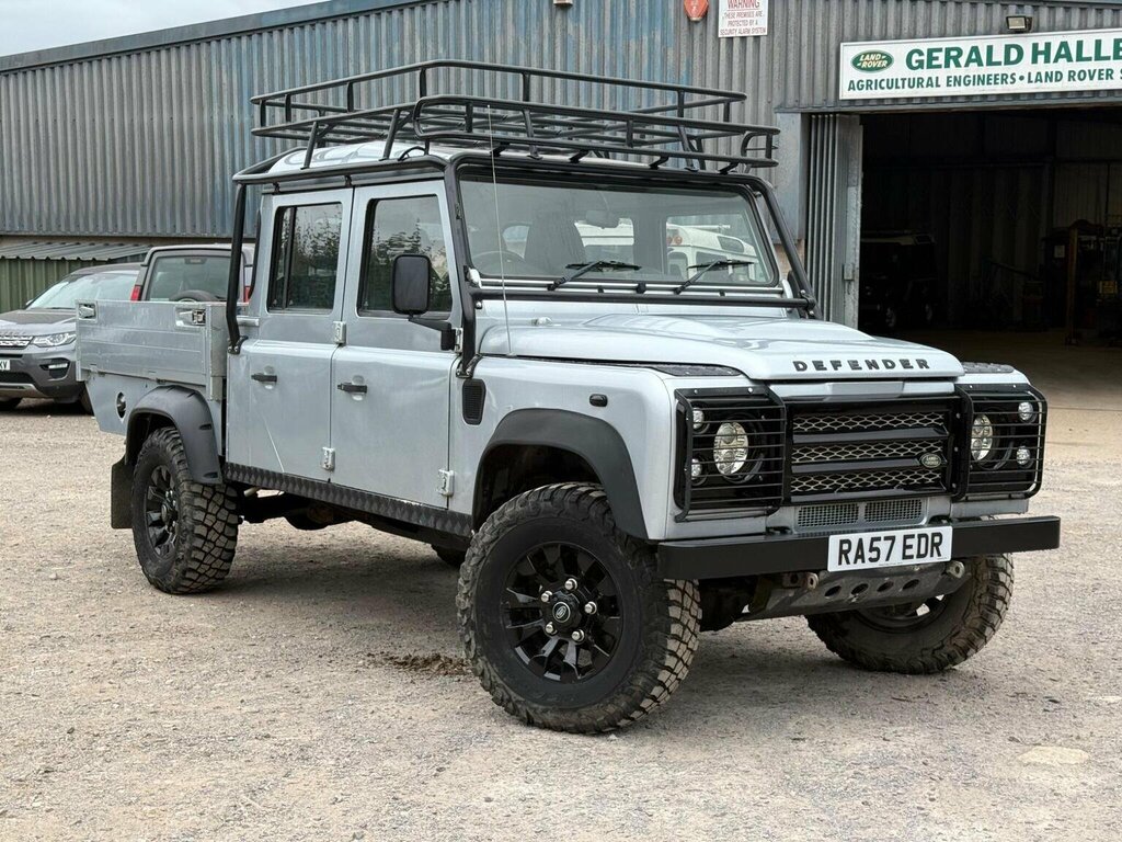 Land Rover Defender 130 130 2.4 White #4