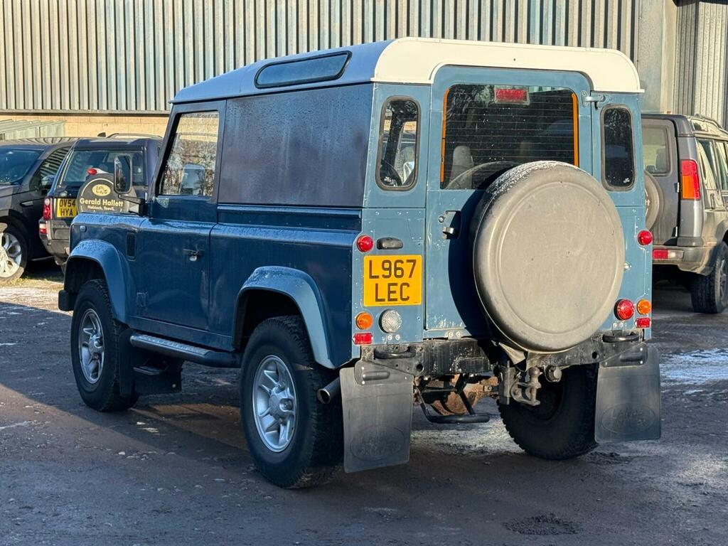 Land Rover Defender 90 Tdi White #9