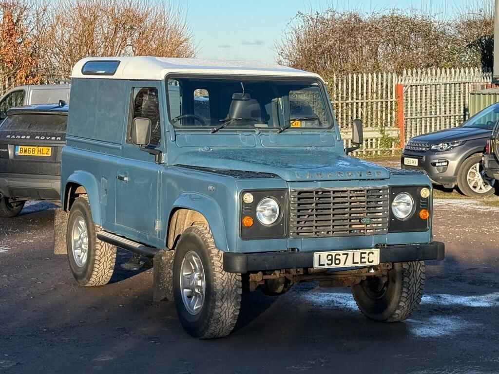 Land Rover Defender 90 Tdi White #5