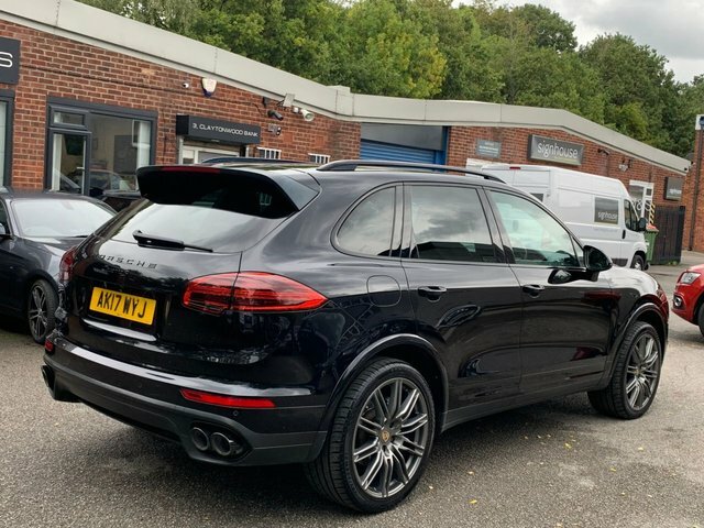 Porsche Cayenne 4.2 Td V8 S AK17WYJ Black #3