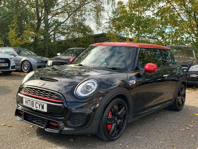 Mini Hatch 2.0 John Cooper Works HT18CYW Black #2