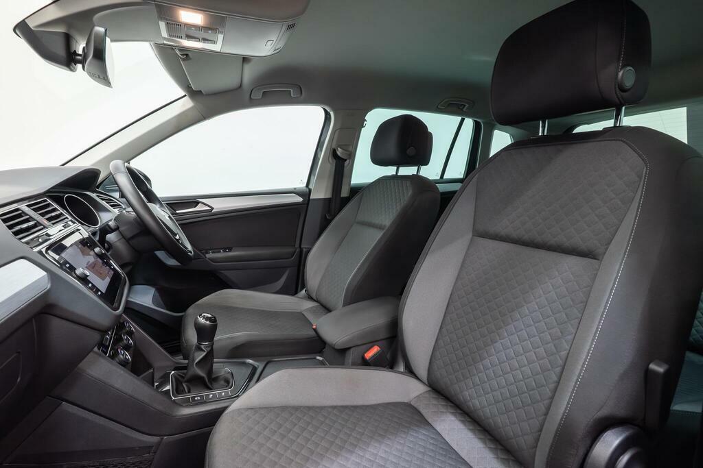 Volkswagen Tiguan 2.0Tdi Match   #2