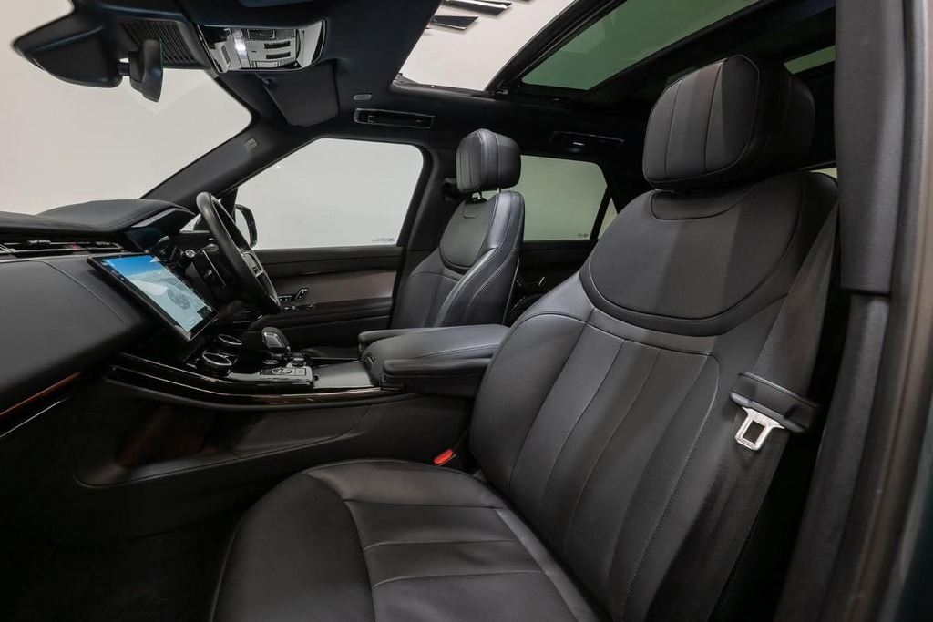 Land Rover Range Rover Sport 3.0 D300 Mhev #2