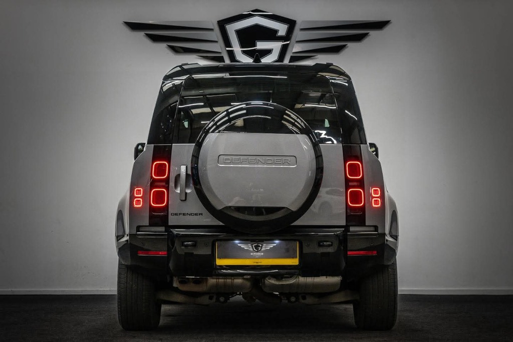 Land Rover 90 3.0 D300 X-dynamic Hse 4Wd #5