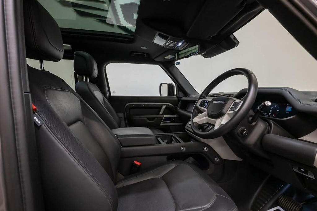 Land Rover 90 3.0 D300 Mhev X-dynamic Hse 4Wd Euro 6 Ss Silver #16