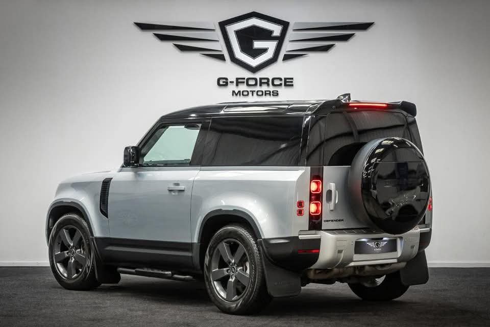 Land Rover Defender 90 3.0 D250 Se