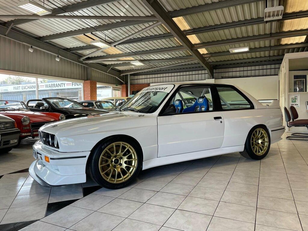 BMW M3 E30 M3 White #18