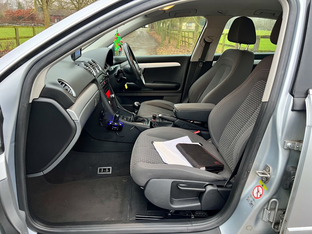 Seat Exeo Se Cr Tdi 5-Door Blue #15