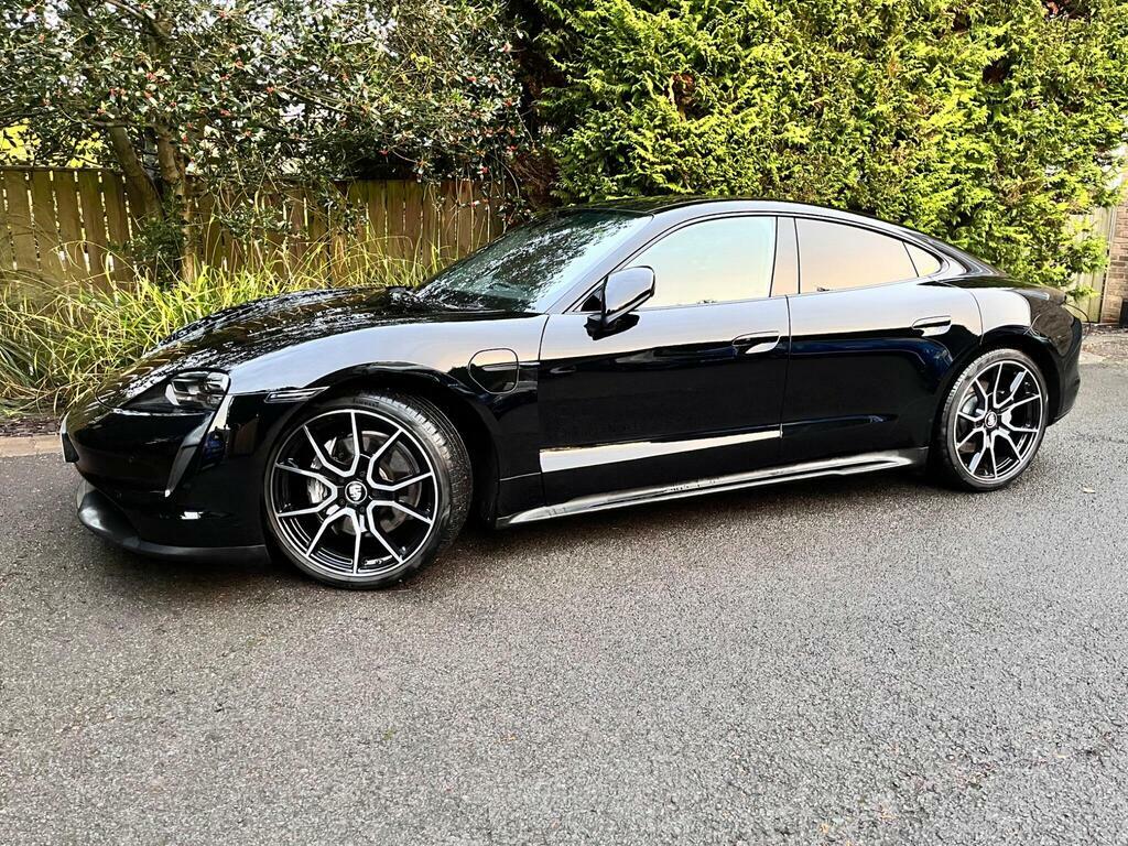 Porsche Taycan Performance Plus 93.4Kwh Rwd SM23WYW Black #4