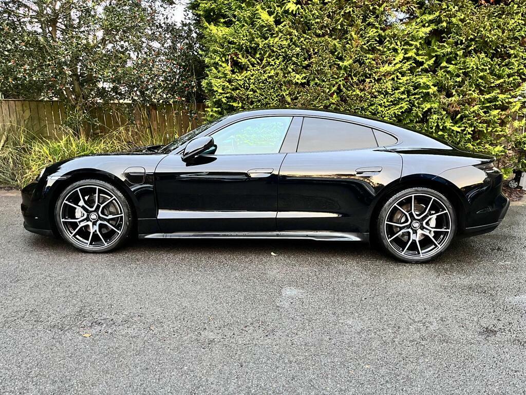 Porsche Taycan Performance Plus 93.4Kwh Rwd SM23WYW Black #5