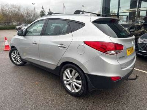 Hyundai Ix35 Suv 2.0 Crdi Premium 2013 YY13KBF Silver #3