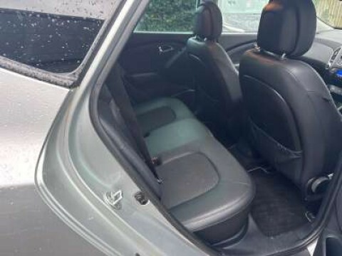 Hyundai Ix35 Suv 2.0 Crdi Premium 2013 YY13KBF Silver #6