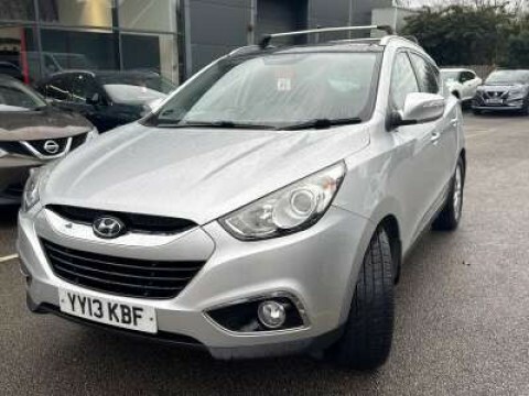 Hyundai Ix35 Suv 2.0 Crdi Premium 2013 YY13KBF Silver #2