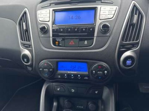 Hyundai Ix35 Suv 2.0 Crdi Premium 2013 YY13KBF Silver #5