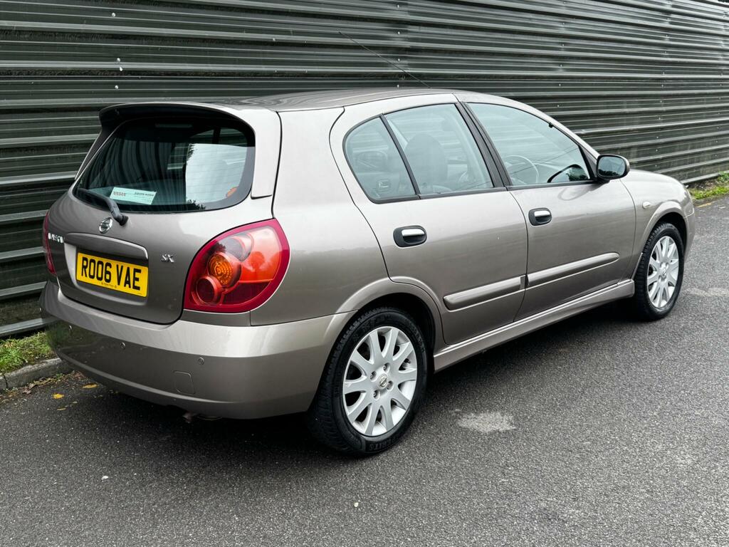 Nissan Almera Hatchback Blue #39
