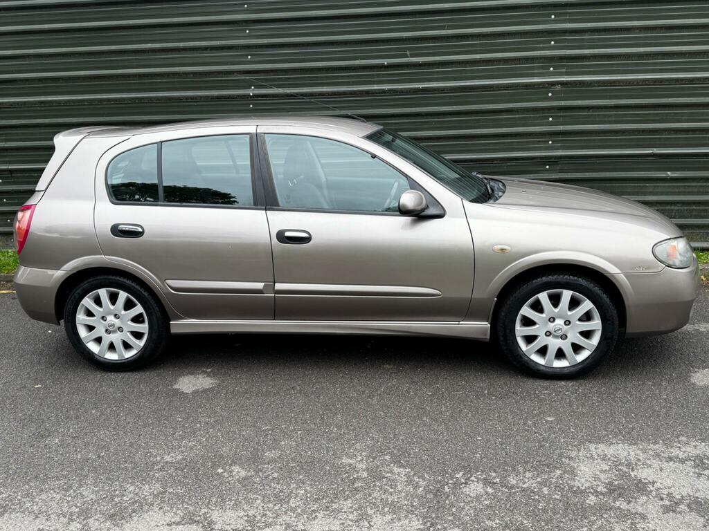 Nissan Almera Hatchback Blue #34