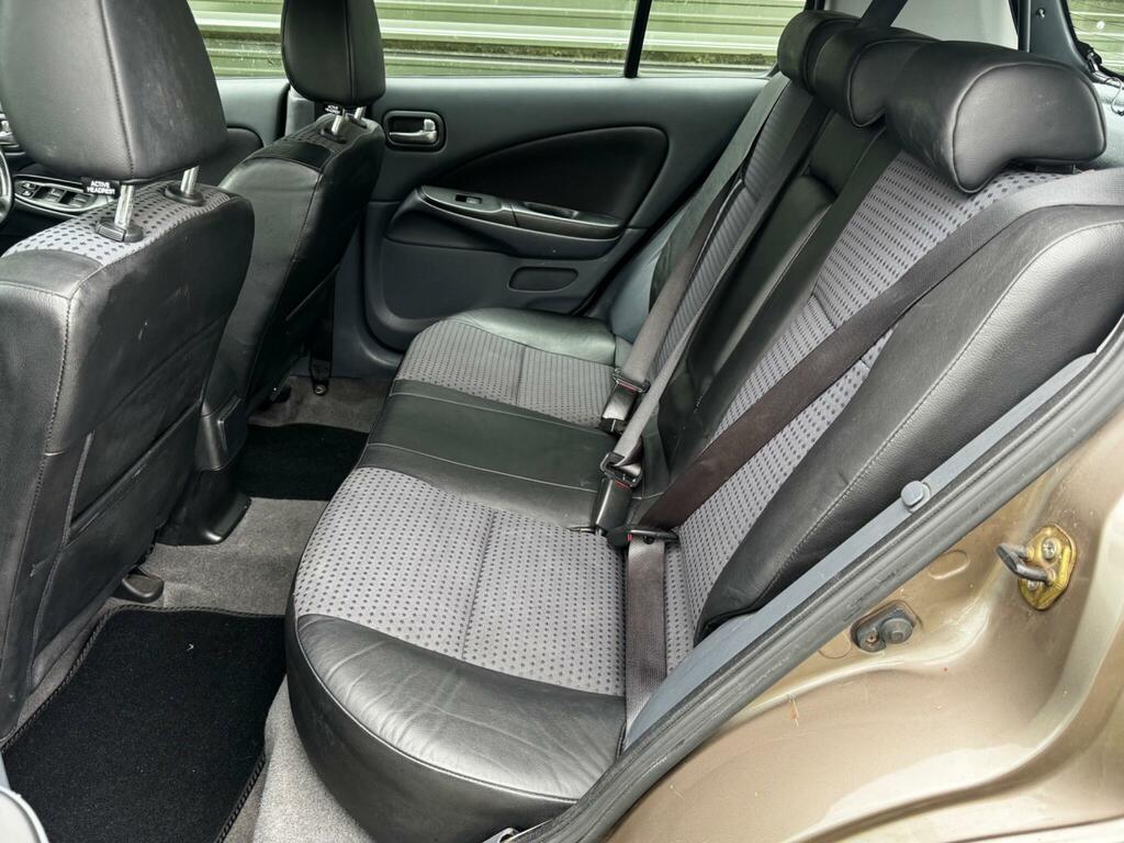 Nissan Almera Hatchback Blue #50