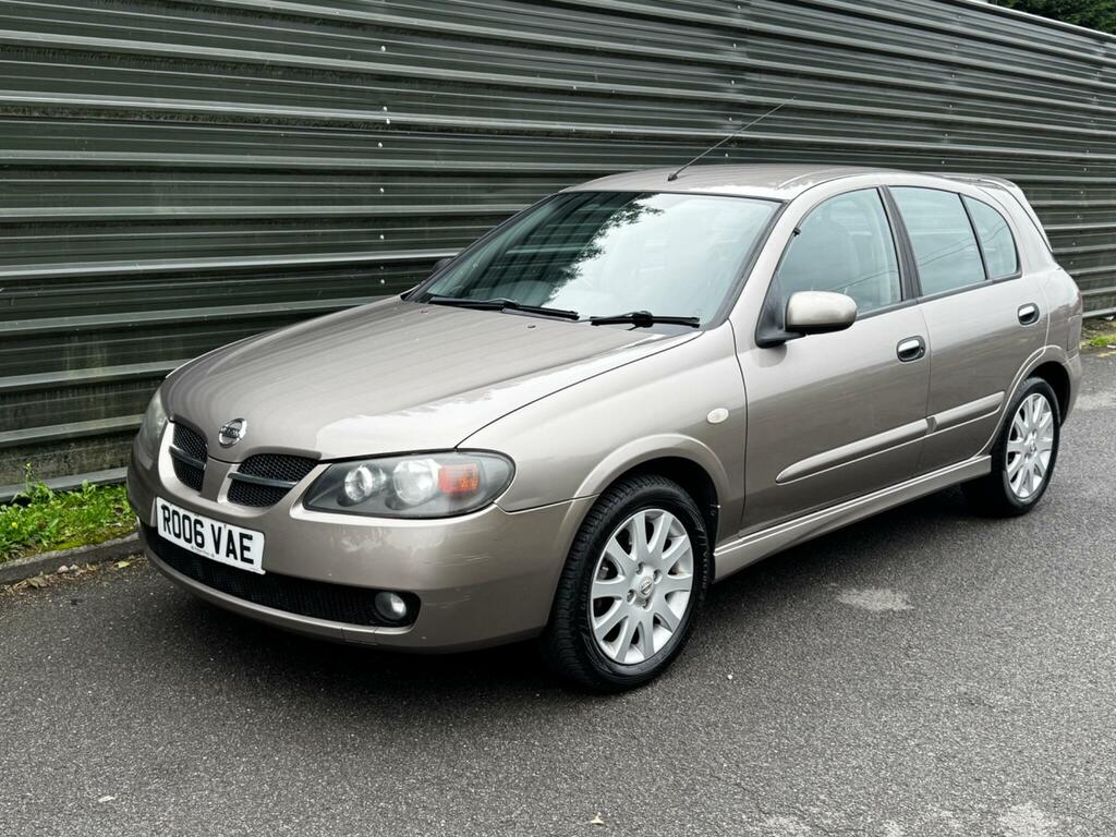 Nissan Almera Hatchback Blue #19