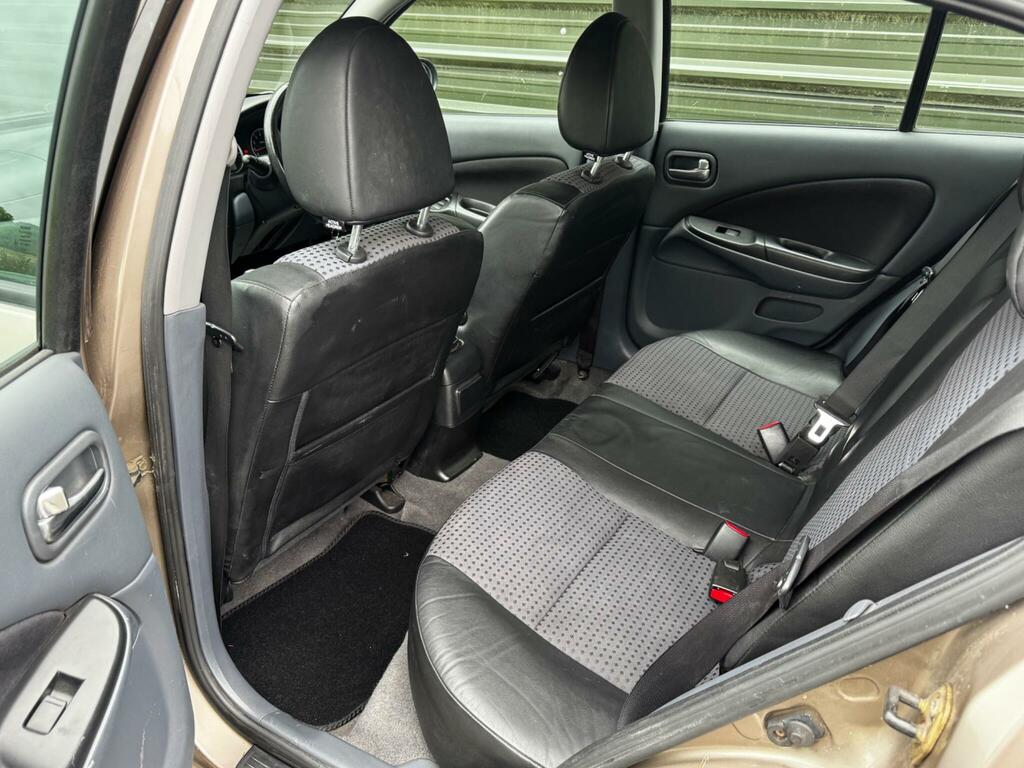 Nissan Almera Hatchback Blue #48