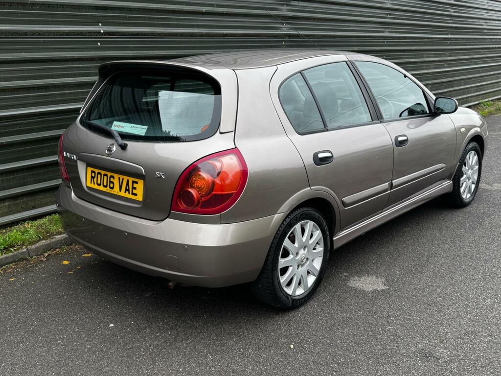 Nissan Almera Hatchback Blue #36
