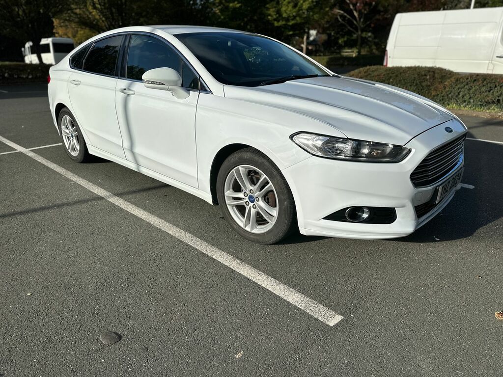 Ford Mondeo 2.0L Titanium Tdci Hatchback Eur White #2