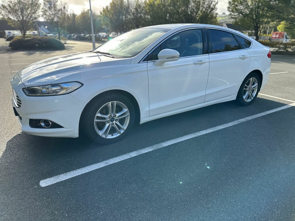 Ford Mondeo 2.0L Titanium Tdci Hatchback Eur White #6