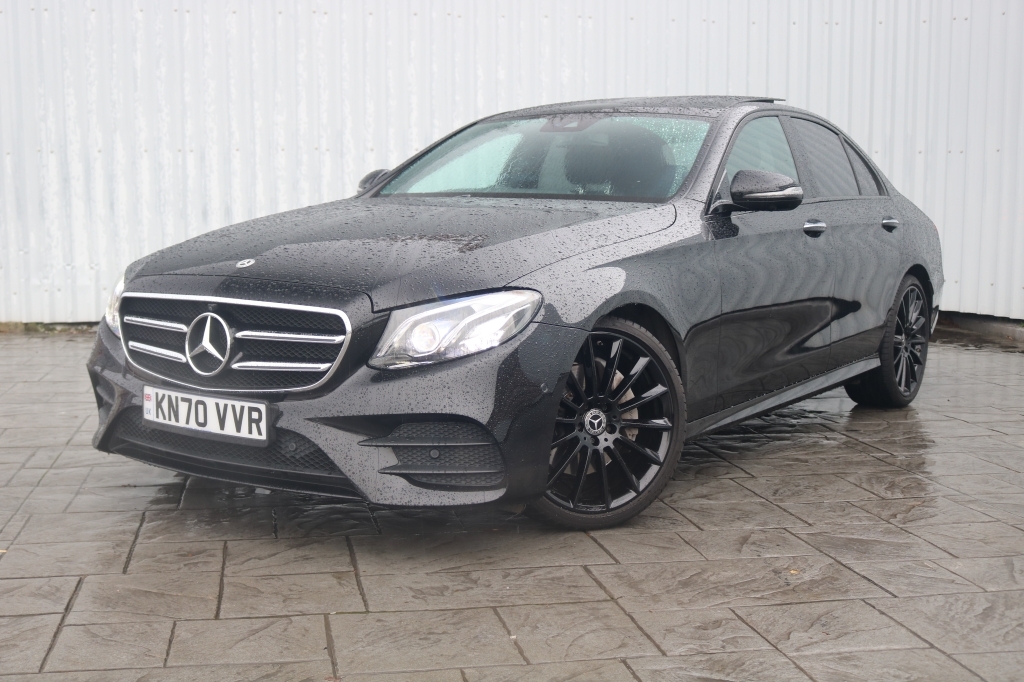 Mercedes-Benz E Class Saloon 2.0 KN70VVR Black #3