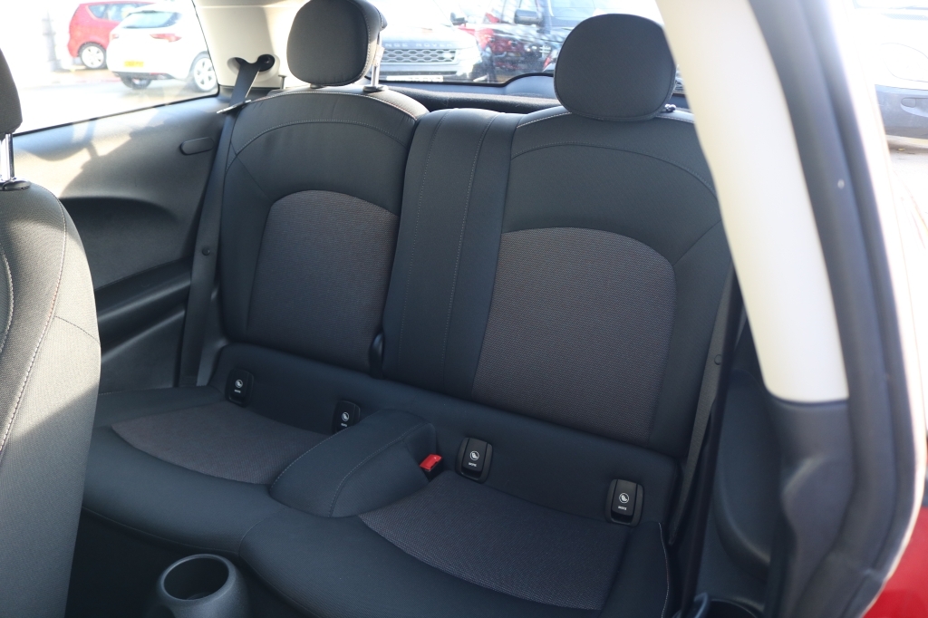 Mini Hatch Hatchback 1.5 One Red #6