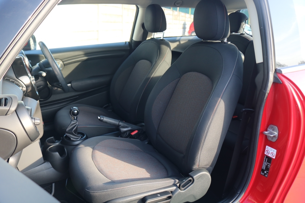 Mini Hatch Hatchback 1.5 One Red #5