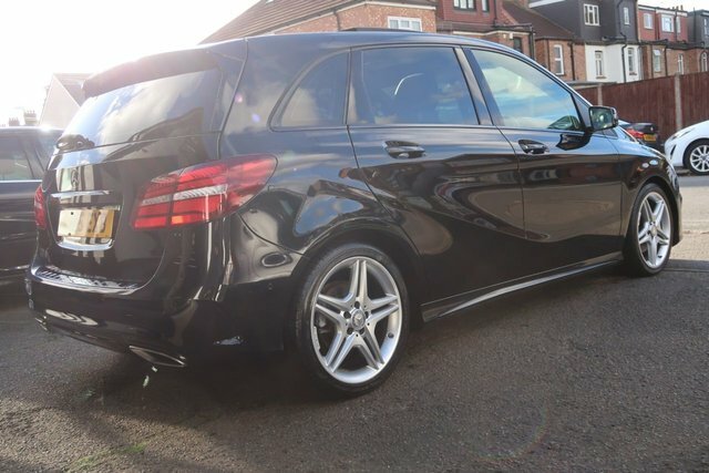 Mercedes-Benz B Class 2015 1.5 B180d Amg Line Premium Plus Mpv Die Black #3
