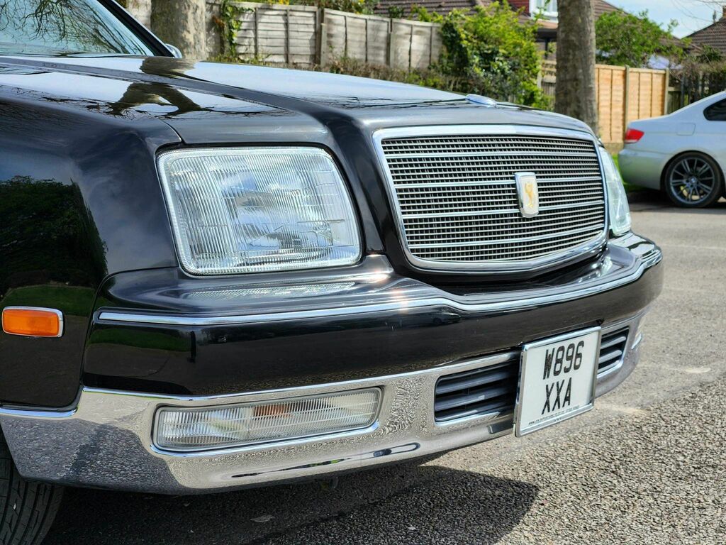 Toyota  2.7 White #74