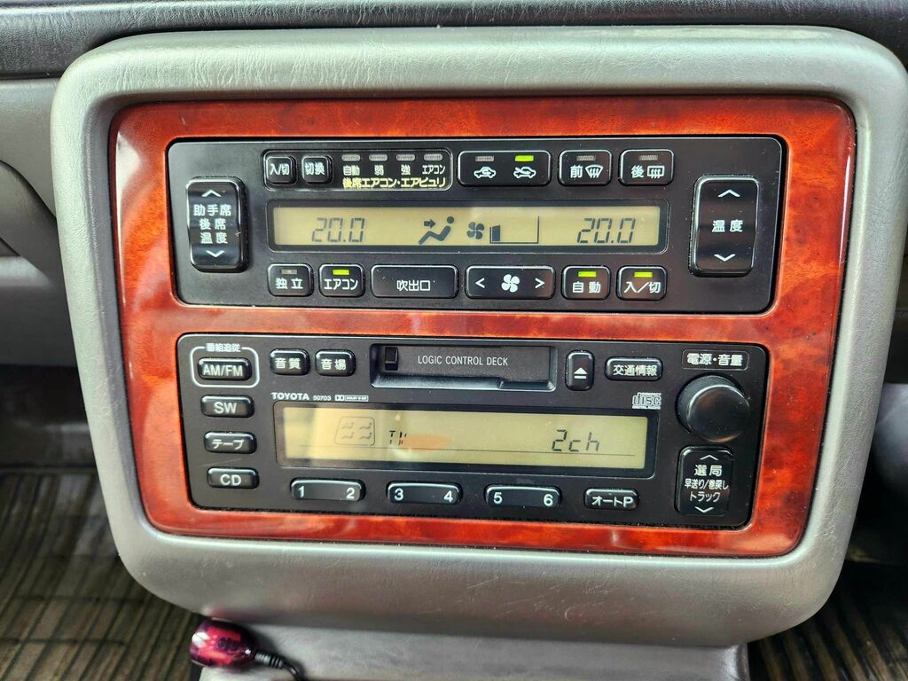 Toyota  2.7 White #35