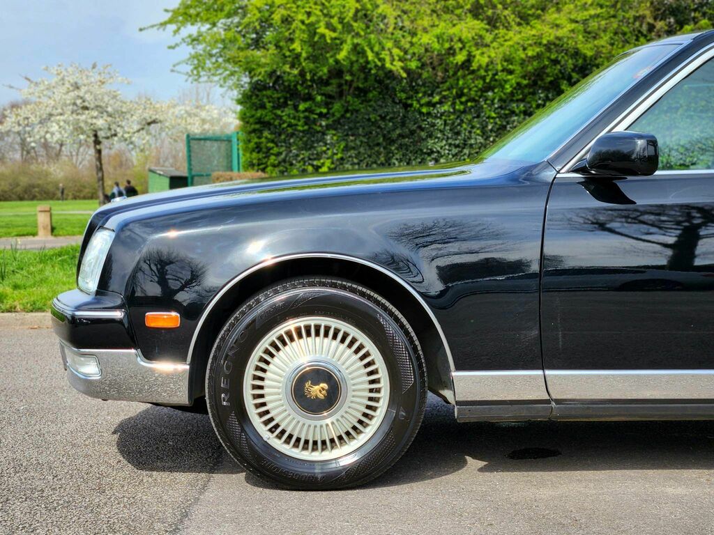Toyota  2.7 White #78