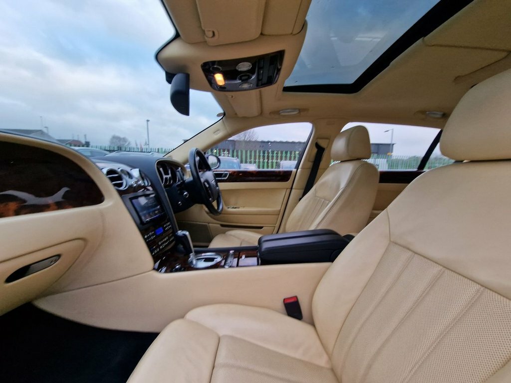 Bentley Flying Spur Flying Spur GX08GDF Blue #3