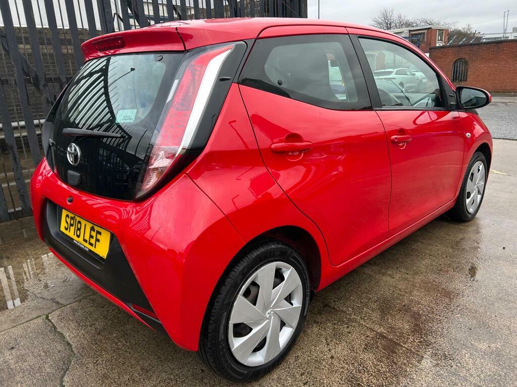 Toyota Aygo 1.0 Vvt-i X-play Euro 6 SP18LEF Red #6