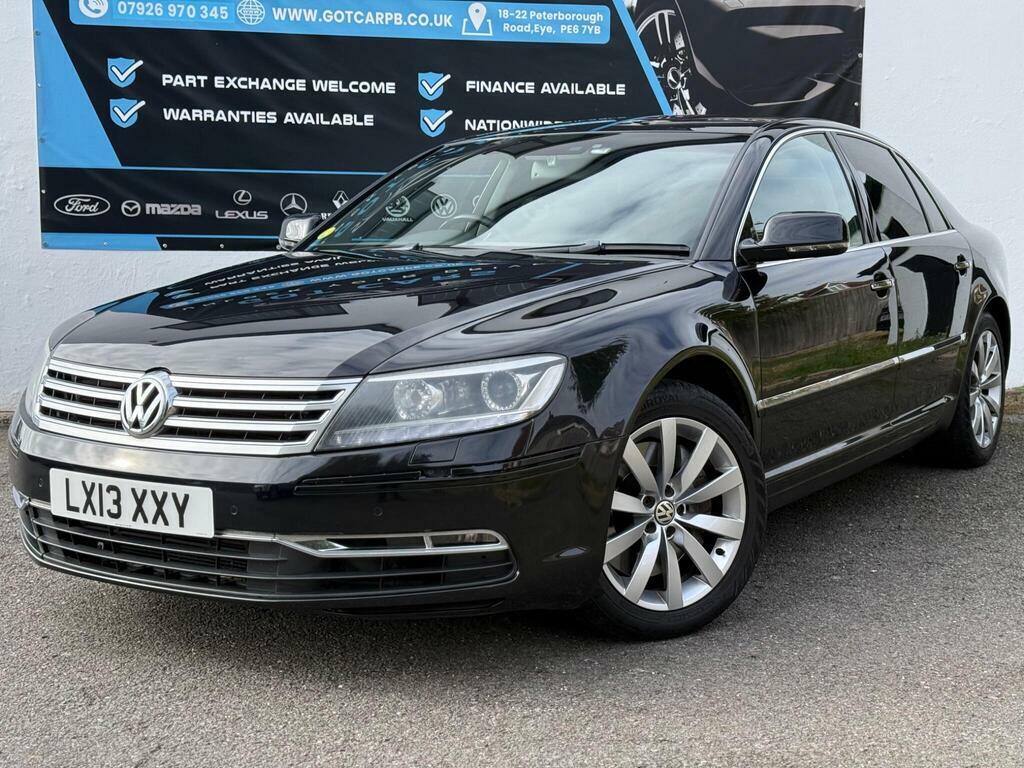 Volkswagen Phaeton Saloon Black #6