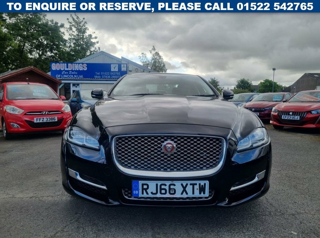 Jaguar XJ 3.0D V6 Premium Luxury Saloon Euro Black