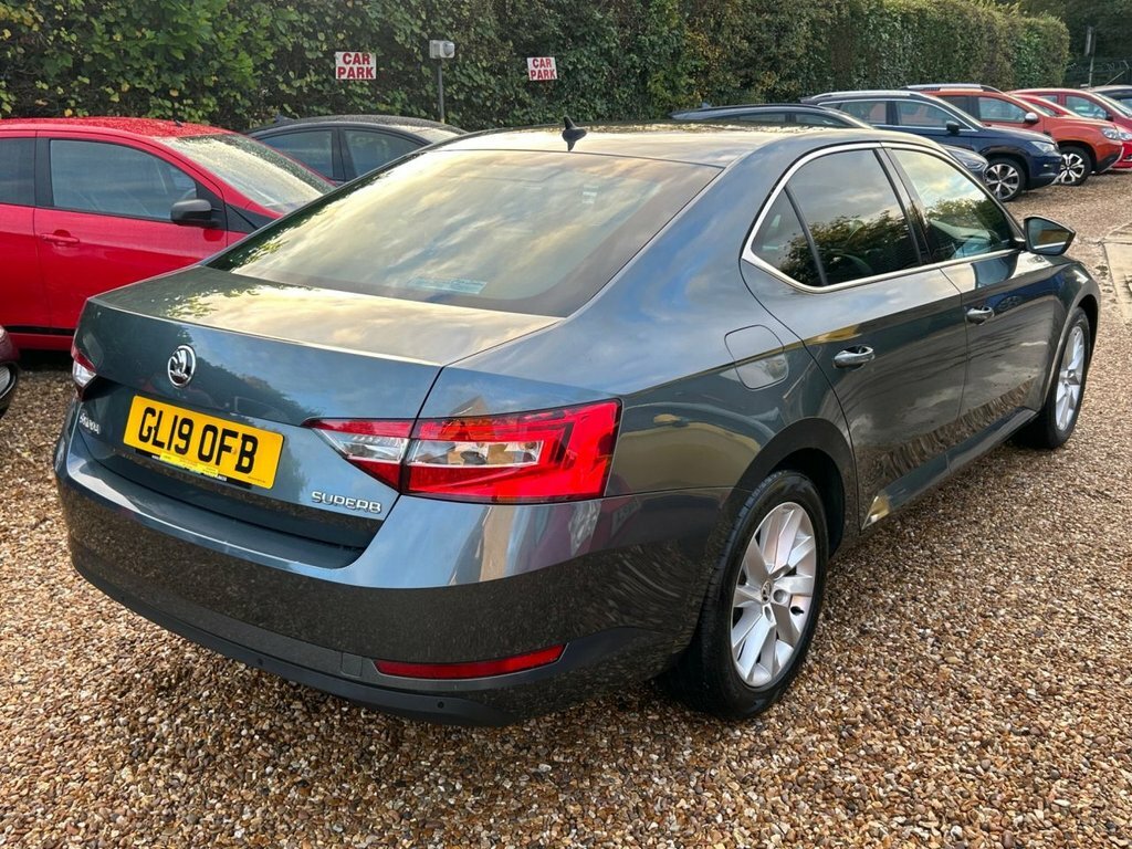 Skoda Superb 1.5 Tsi Act Se Technology Hatchback Man GL19OFB Grey #6