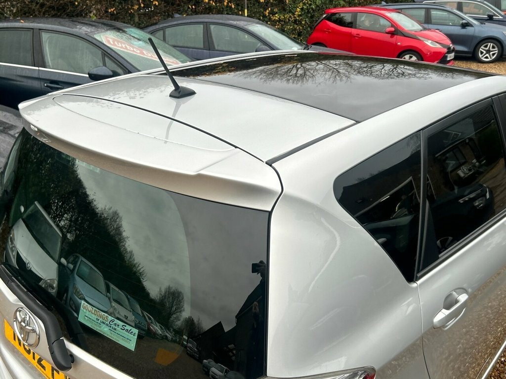 Toyota Verso-S  Silver #35