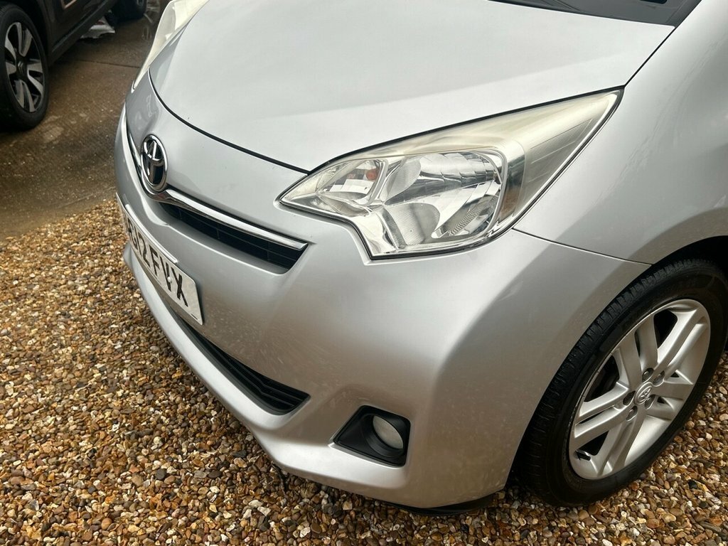 Toyota Verso-S  Silver #26