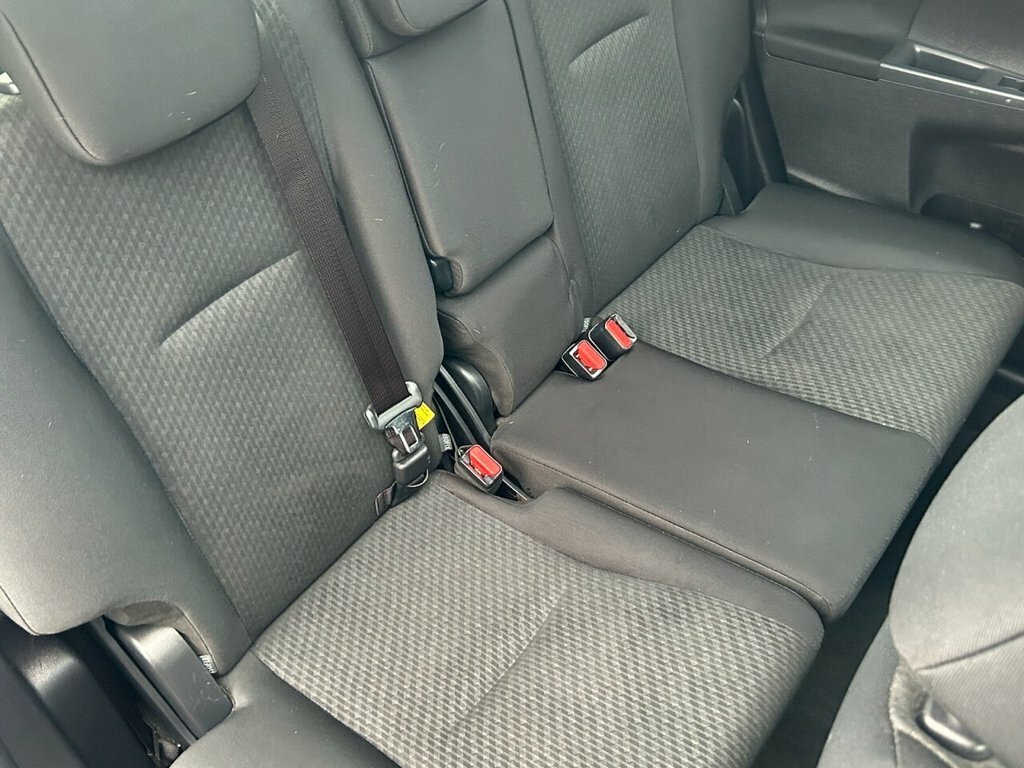 Toyota Verso-S  Silver #9