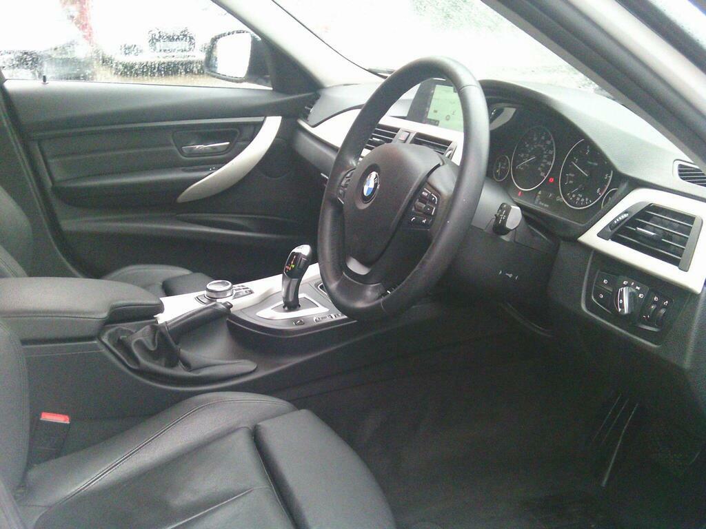 BMW 3 Series 2.0 316D Se Touring Euro 6 S S YA18ZPZ White #3