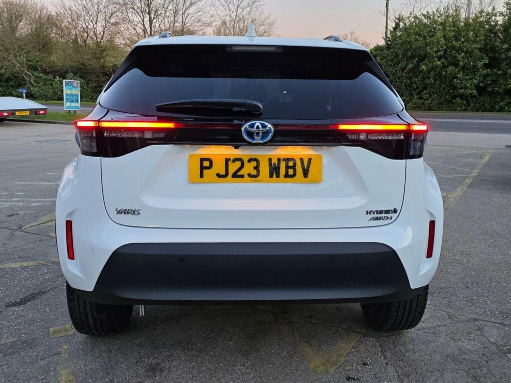 Toyota Yaris Cross Suv 1.5 Vvt-h Excel E-cvt Awd Euro 6 Ss 20 PJ23WBV White #6