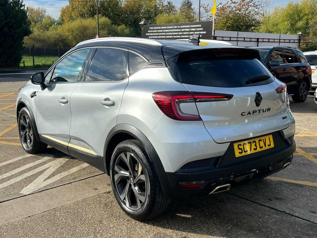 Renault Captur Suv 1.6 E-tech E-tech Engineered Euro 6 Ss SC73CVJ Grey #4