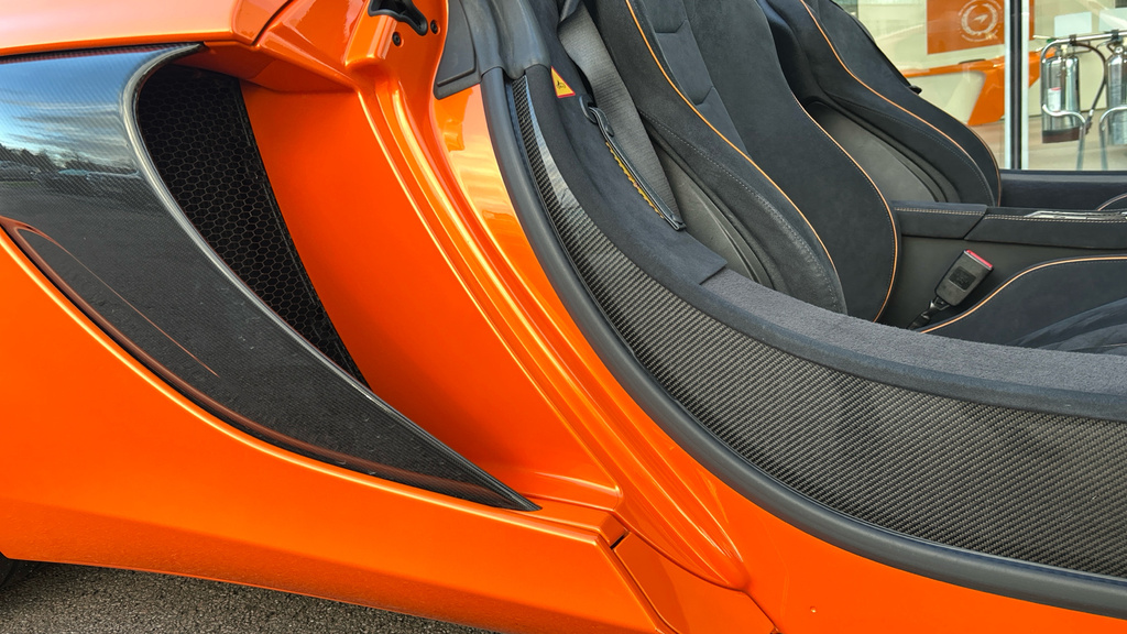 McLaren 650S Spider V8 Spider Blue #33